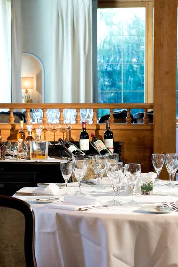 FLUELA RESTAURANT