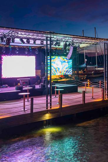 NERIA BEACH BAR & NIGHT CLUB