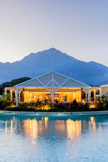 POOL VILLA BAR