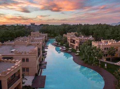 Legendary Suite Swim Up