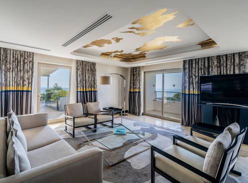 Queen Suite