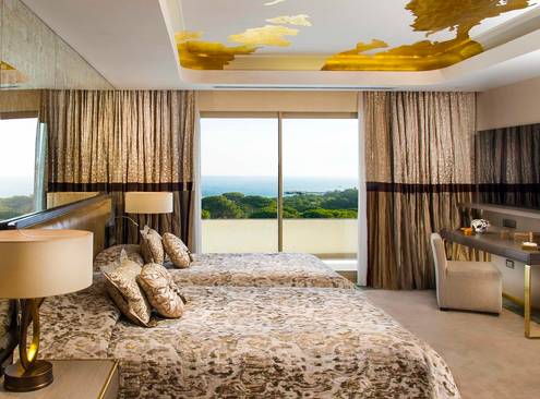 Royal Premium Suite