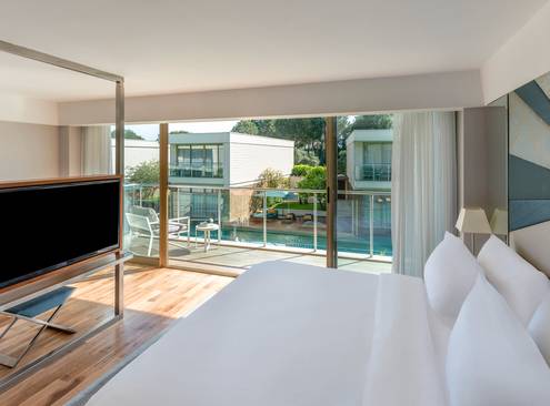 Club Villa (privater Flughafentransfer)