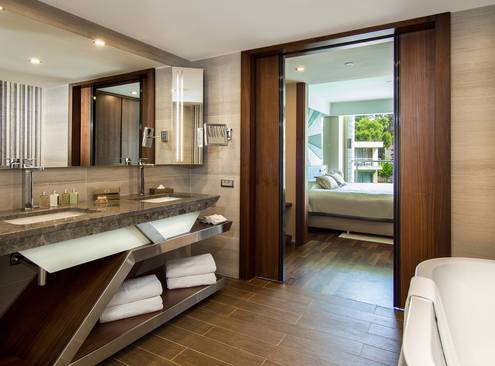 Club Villa (privater Flughafentransfer)