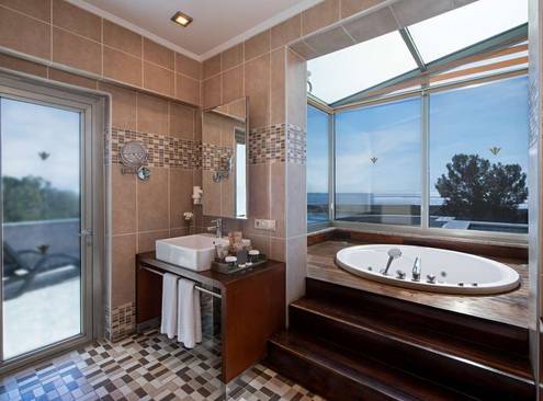 King Suite with Private Jacuzzi