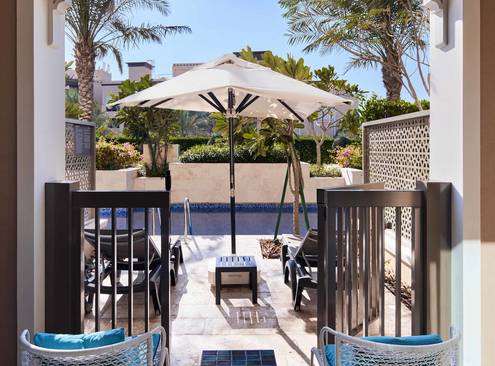 Premium King Room, Pool Access