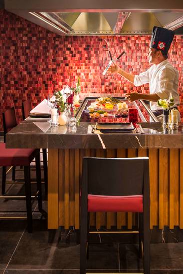 AJA ASIAN & TEPPANYAKI