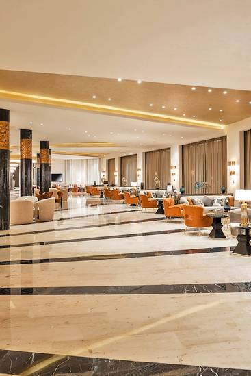 LOBBY BAR
