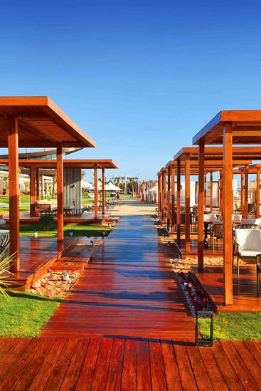 BEACH BAR