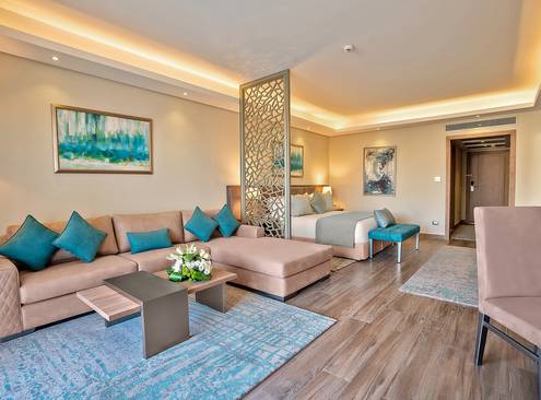 Suite King Bed with Garden view