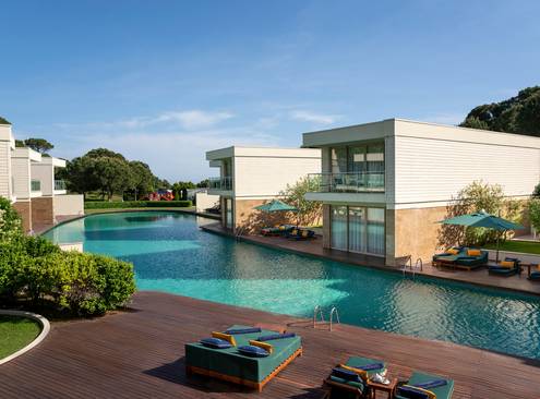 Club Villa (Private Airport Transfer)