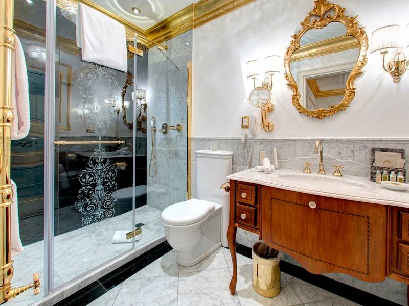 Grand Deluxe Room