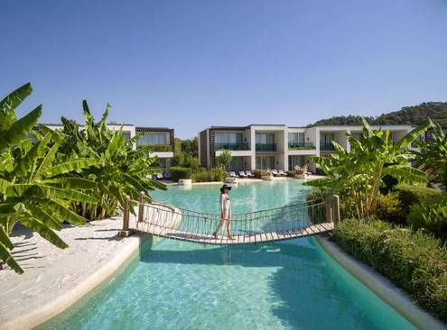 Family Pool Villa
