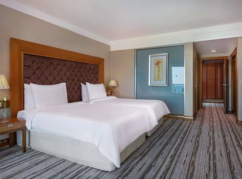 Grand King Suite