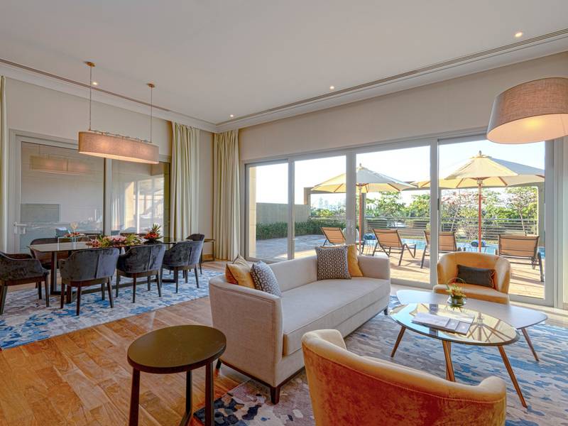 Five Bedroom Luxury Suite with Pool