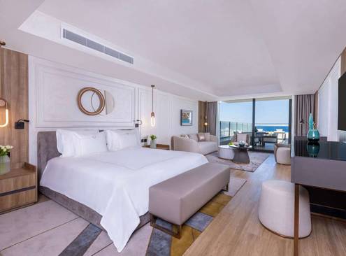 Royal Suite Beach Side