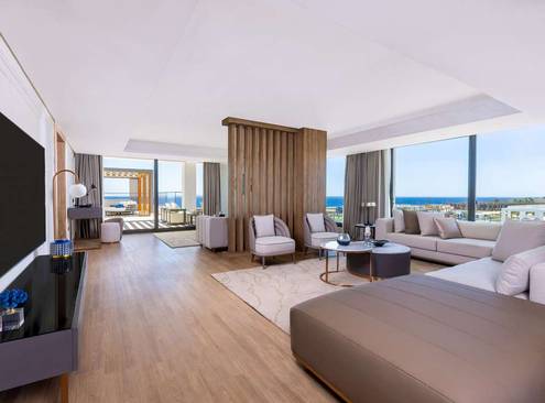 Royal Suite Beach Side