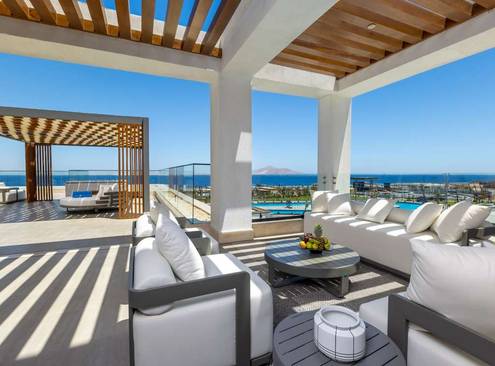Royal Suite Beach Side