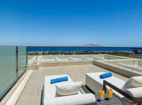 Royal Suite Beach Side