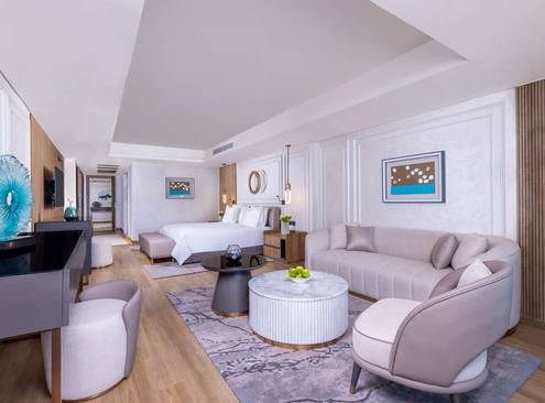 Royal Suite Beach Side