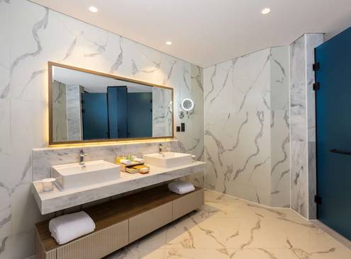 Junior Suite Beach Side