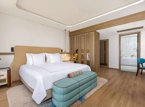 Senior Suite Beach side