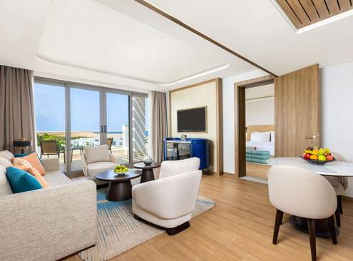 Senior Suite Beach side