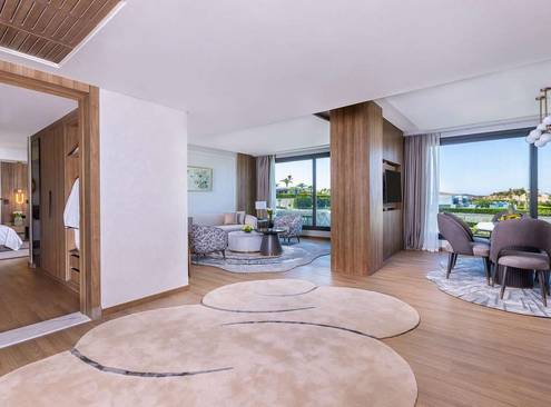 Presidential Suite Beach Side