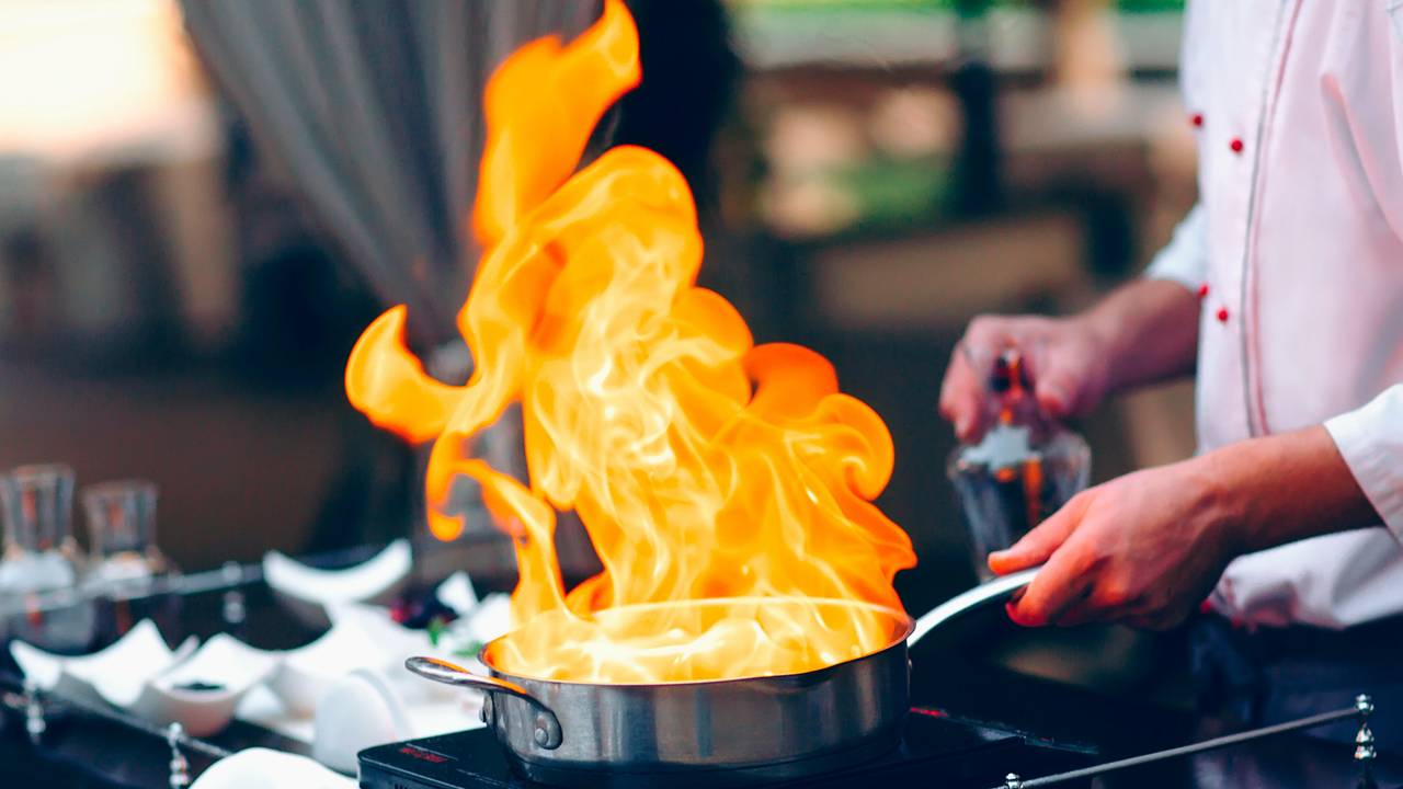 Chef live cooking