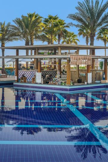 Pool Bar