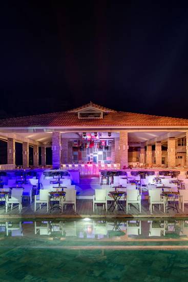 Lotus Bar