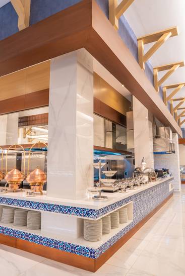 Rixos Bab Al Bahr/ Seven Heights Restaurant