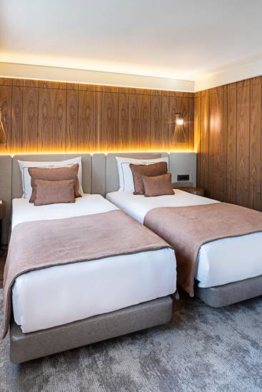 Executive Room