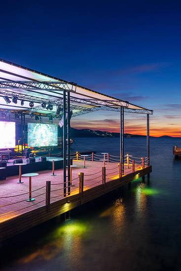 NERIA BEACH BAR & NIGHT CLUB