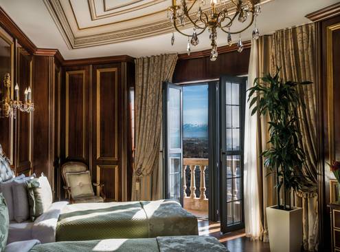 Royal Suite 2