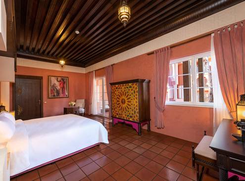 Orient Suite With Jacuzzi