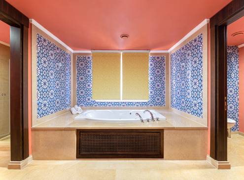 Orient Suite With Jacuzzi