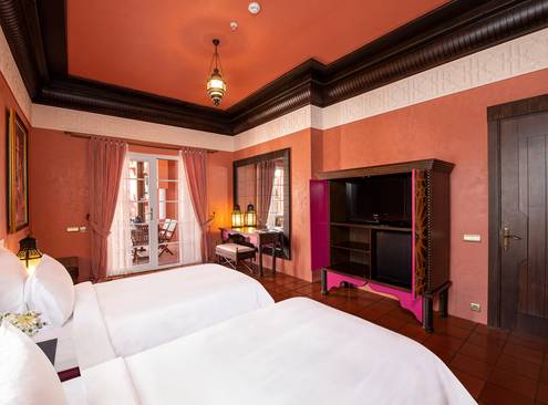 Orient Suite With Jacuzzi