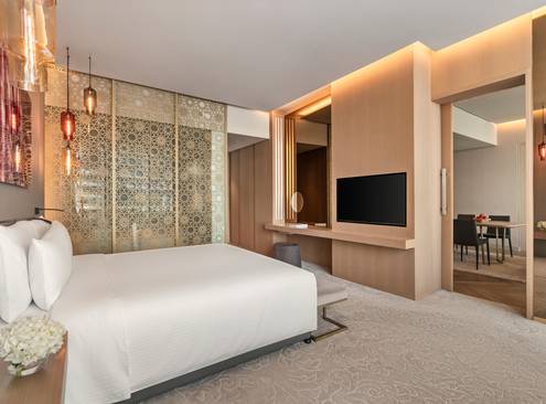 One Bedroom Deluxe Suite 3