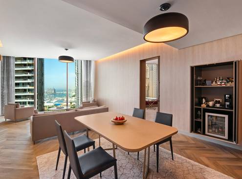One Bedroom Deluxe Suite 4