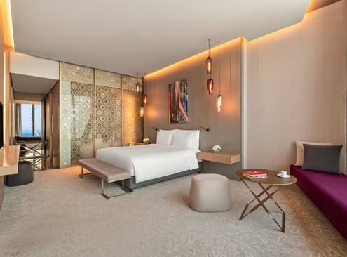 One Bedroom Premium Suite 4