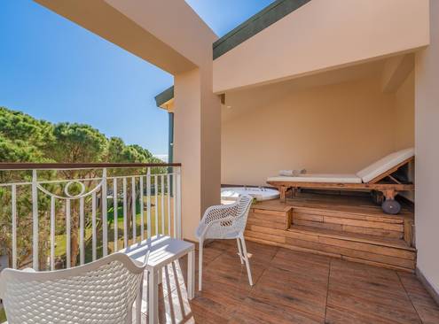 Family Terrace Room With Jacuzzi