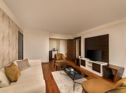 Jacuzzi Suite