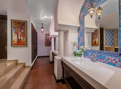 Orient Suite With Jacuzzi