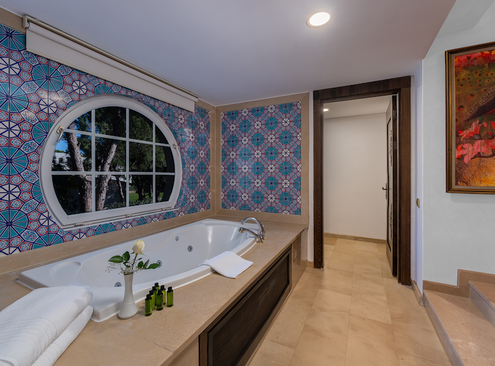 Sultan Suite With Jacuzzi