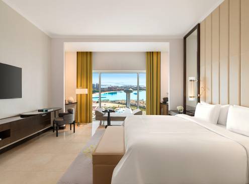Deluxe Room - Corniche View