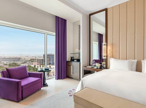 superior room corniche view