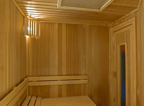 PRIVATE SAUNA ROOM